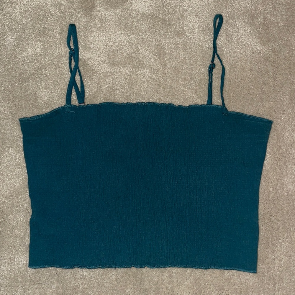 Cropped dark green tank